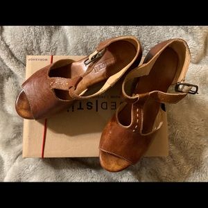 Bedstu Somalia Platform size 8